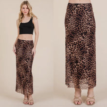 Kelly Stretch Midi Skirt - Leopard