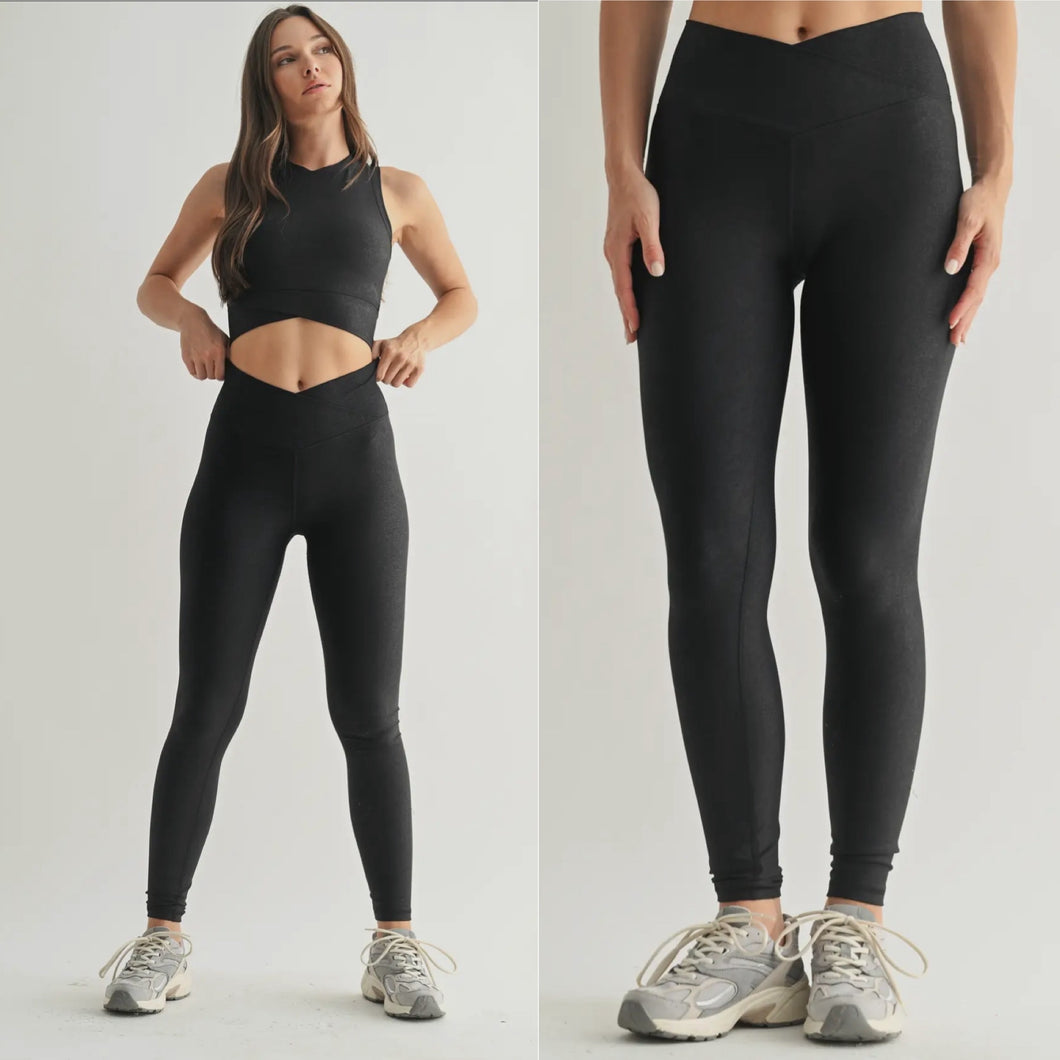 Ultra Crossover Leggings - Black