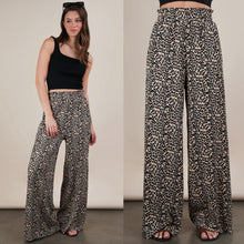 Betsey Crinkle Pants - Leopard