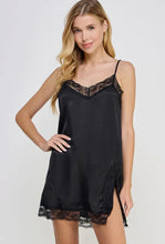 Tease Lace Mini Dress - Black