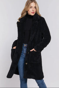 Williamsburg Fuzzy Jacket - Black