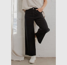 Ultimate Soft Stretch Wide Leg Flood Jeans - Black