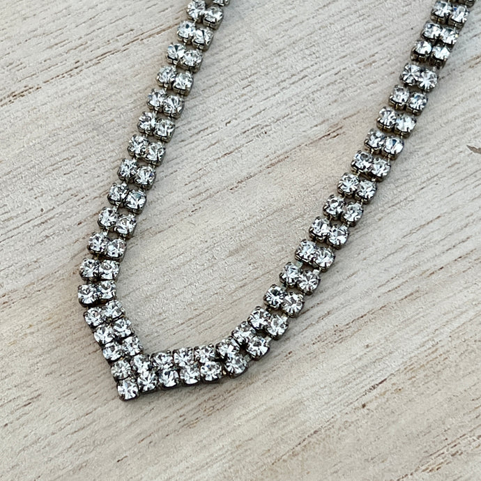 Vintage Necklace - V Rhinestone