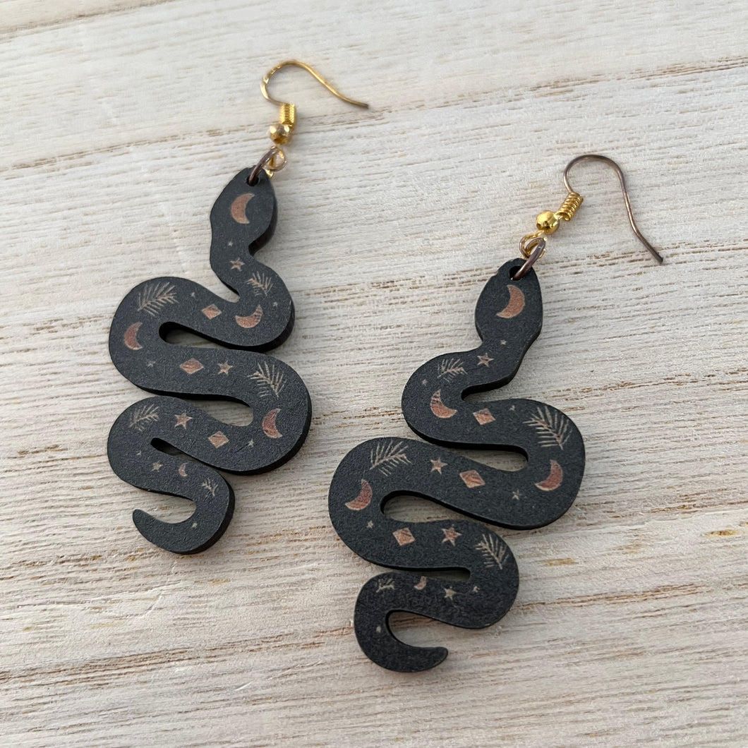 Mystic Serpent Earrings - Gold