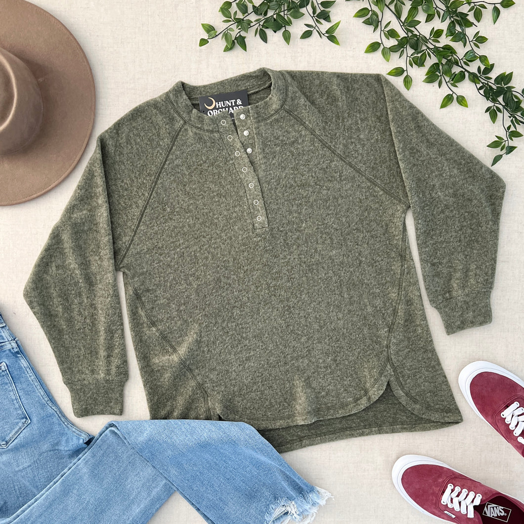 Leah Henley Sweater - Olive