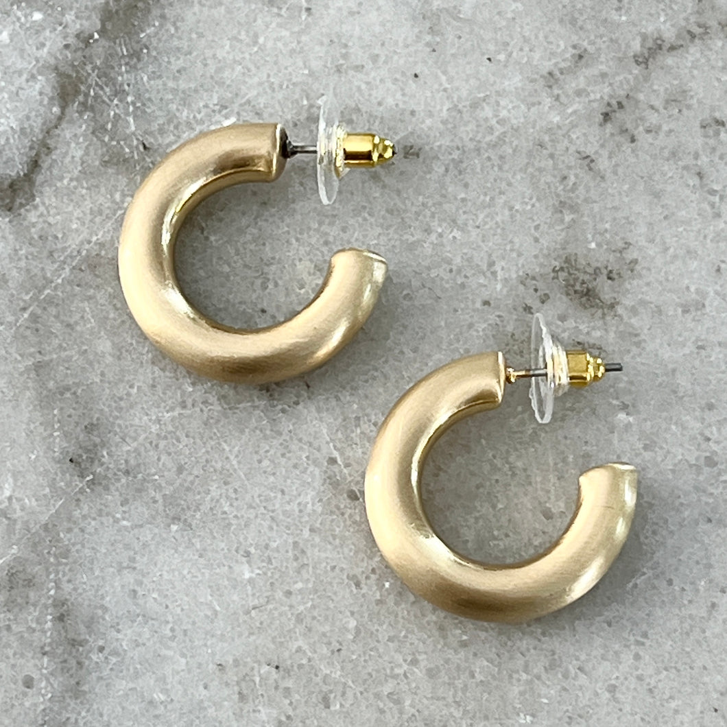 Matte Chunky Hoop Earrings - Gold