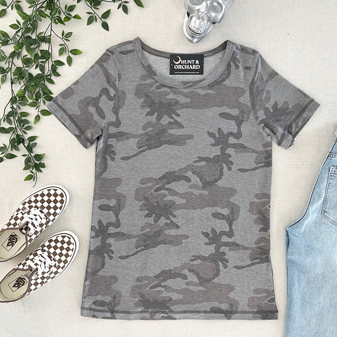 Gemma Camo Tee - Gray