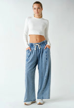 Super Soft Wide Leg Jeans - Medium Wash