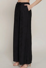 Sarah Textured Straight Leg Pants - Black