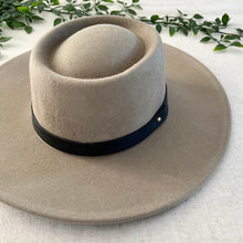 Runaway Wide Brim Hat - Khaki